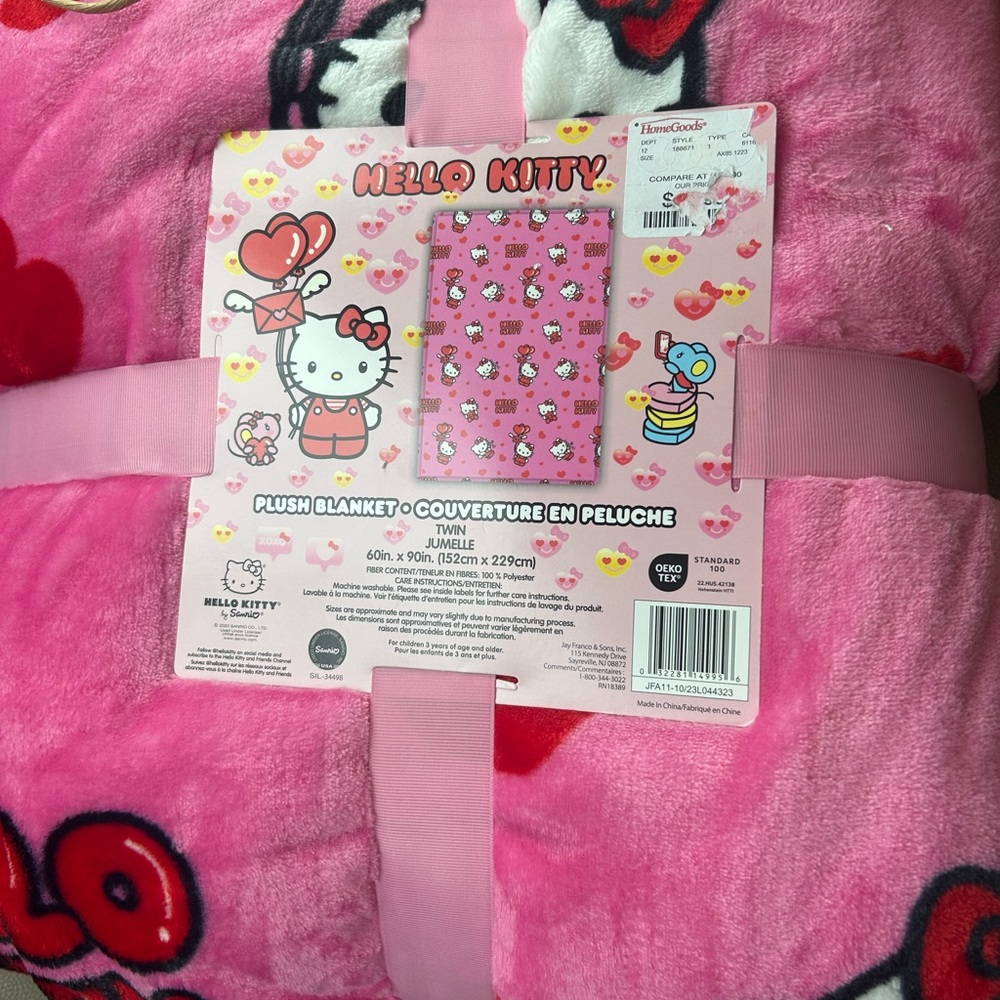 Hello Kitty Valentines Blanket